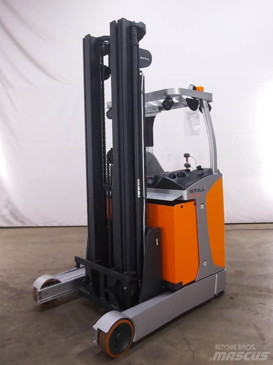 Still FM-X17 Reach truck - depo içi istif araçları