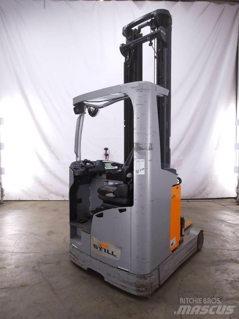 Still FM-X17 Reach truck - depo içi istif araçları