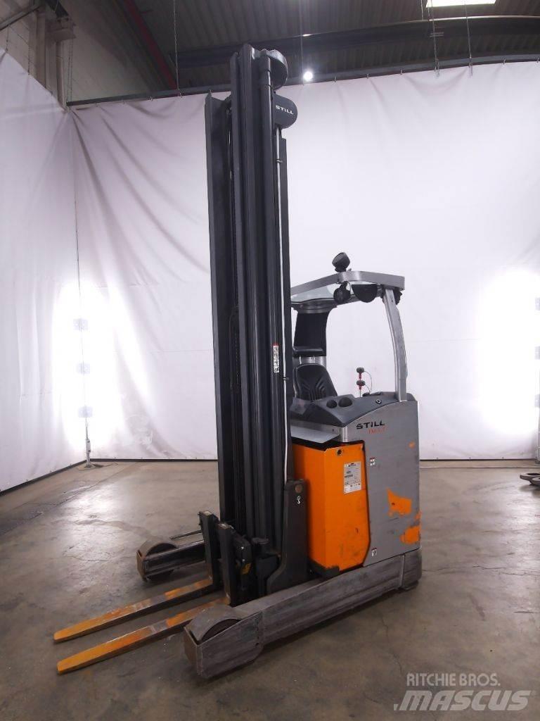 Still FM-X17 Reach truck - depo içi istif araçları