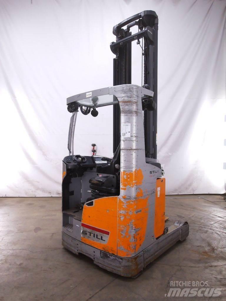 Still FM-X17 Reach truck - depo içi istif araçları