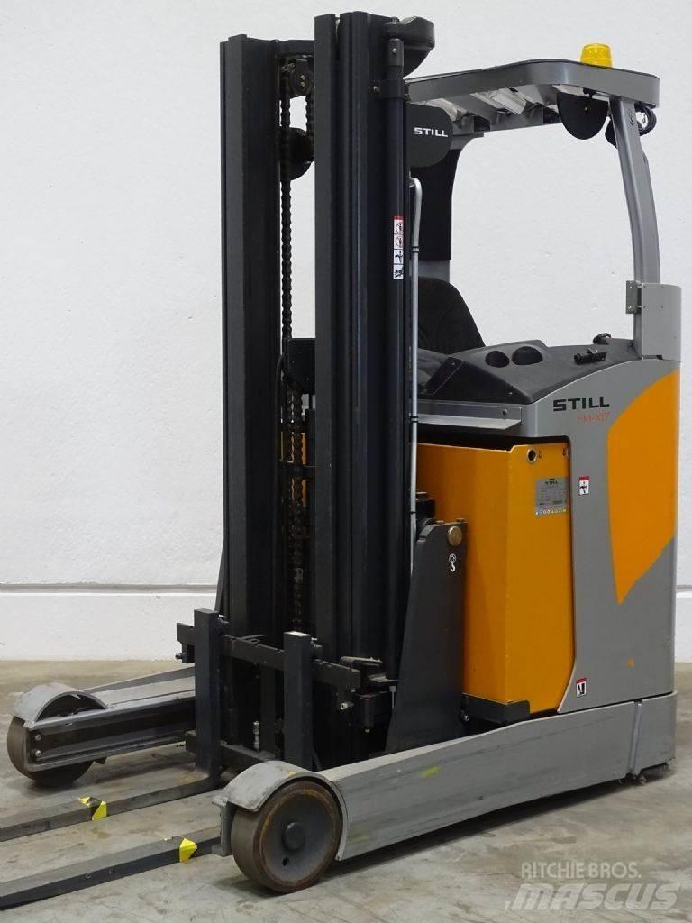 Still FM-X17 Reach truck - depo içi istif araçları