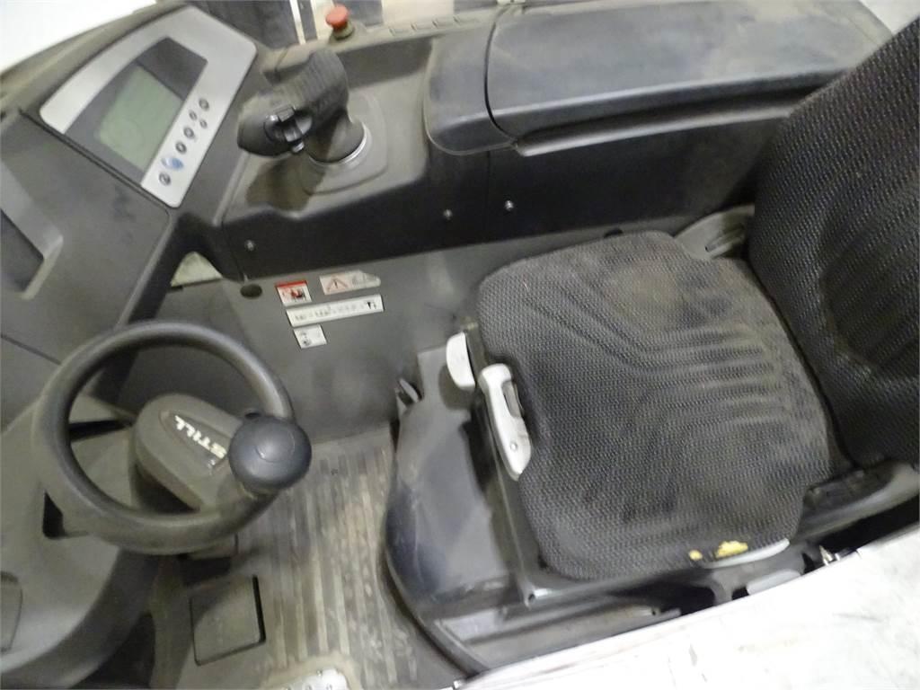 Still FM-X17 Reach truck - depo içi istif araçları