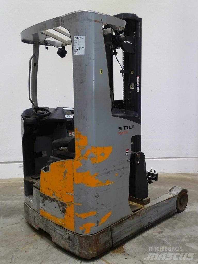 Still FM-X17 Reach truck - depo içi istif araçları