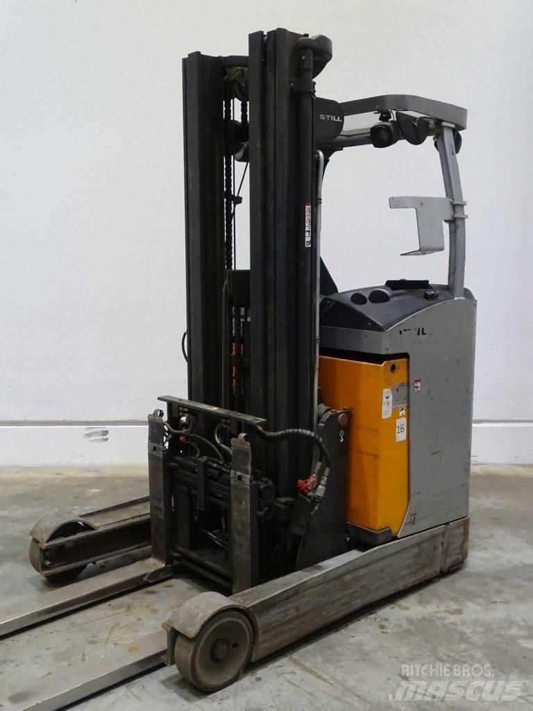 Still FM-X17 Reach truck - depo içi istif araçları