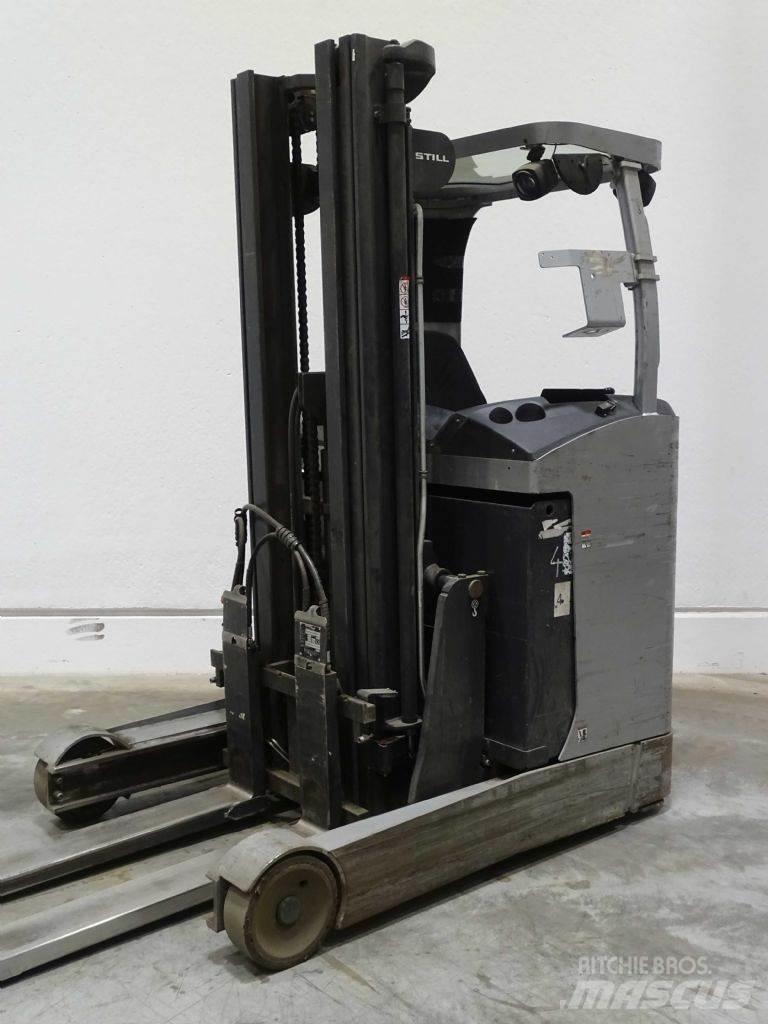 Still FM-X17 Reach truck - depo içi istif araçları