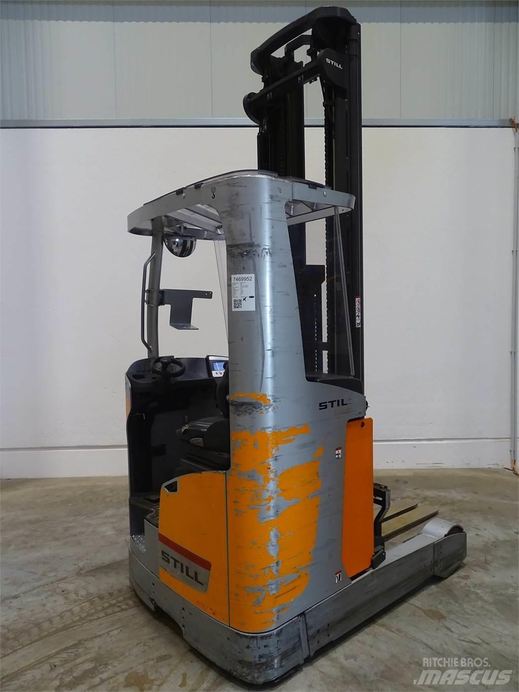 Still FM-X17 Reach truck - depo içi istif araçları