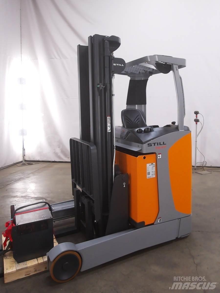 Still FM-X17 Reach truck - depo içi istif araçları