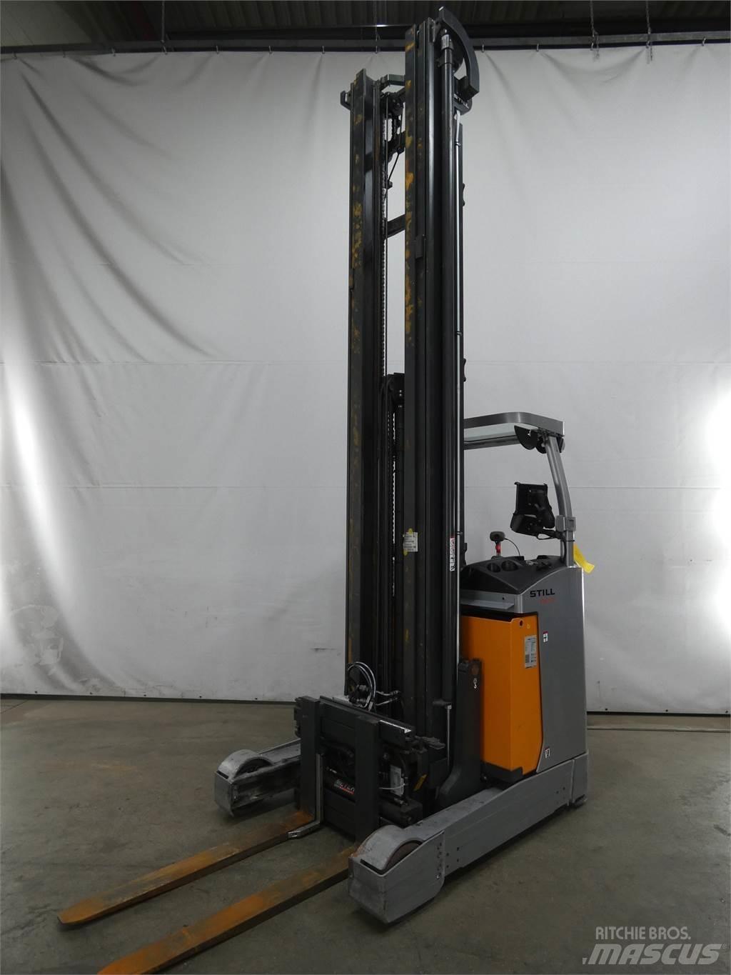 Still FM-X17 Reach truck - depo içi istif araçları