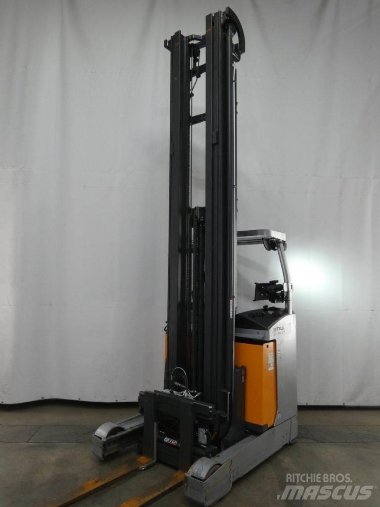 Still FM-X17 Reach truck - depo içi istif araçları