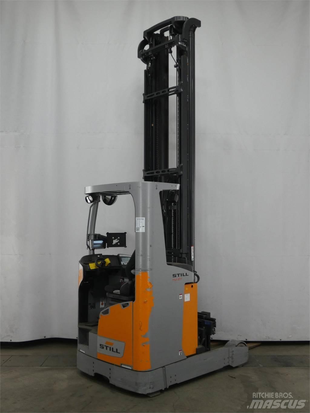 Still FM-X17 Reach truck - depo içi istif araçları