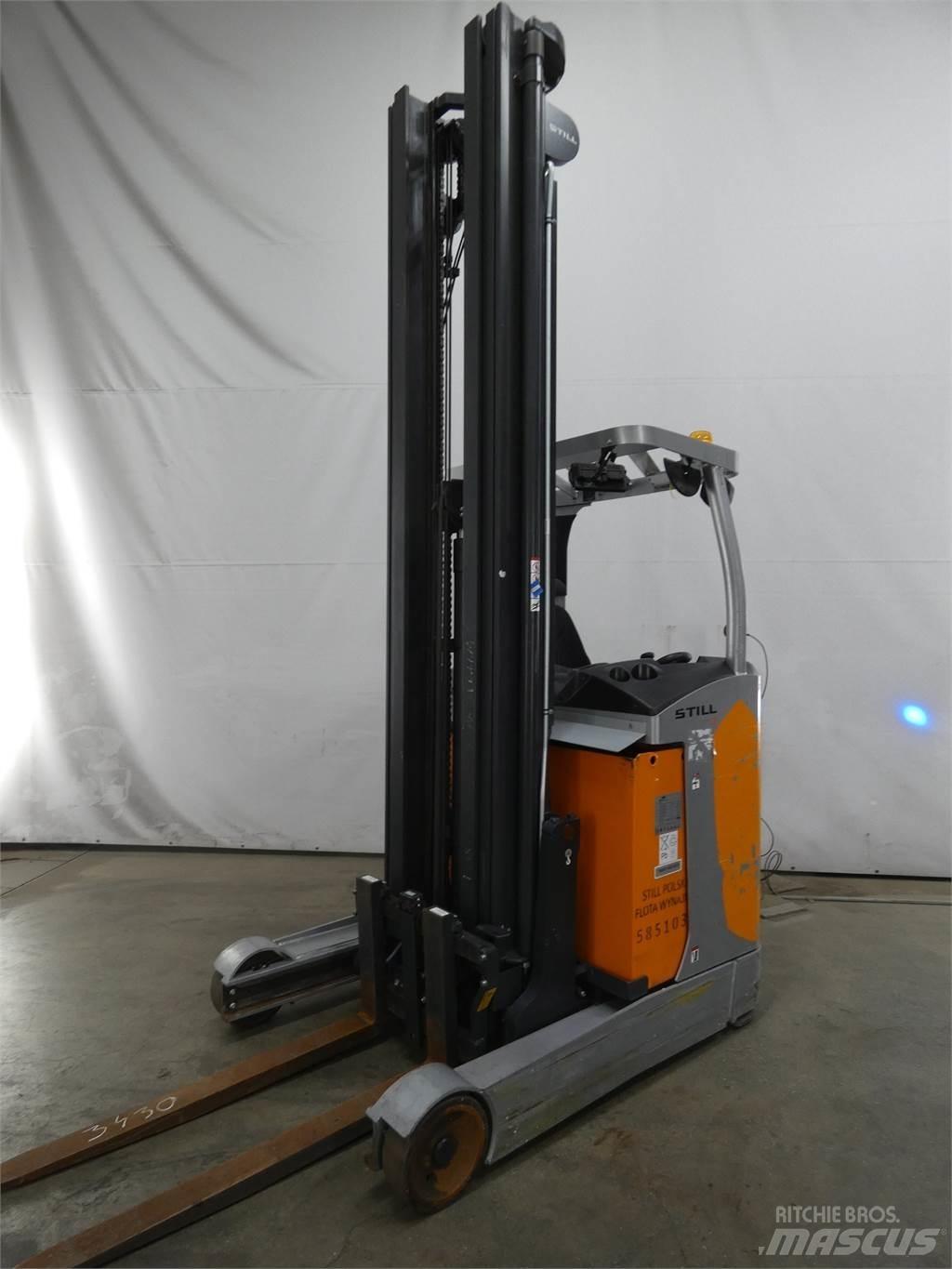 Still FM-X17 Reach truck - depo içi istif araçları