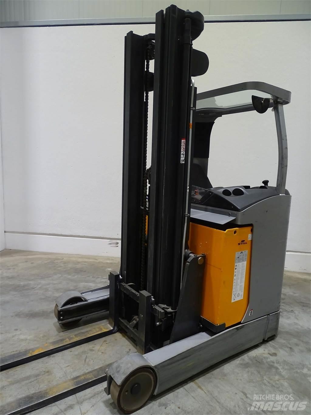 Still FM-X17 Reach truck - depo içi istif araçları