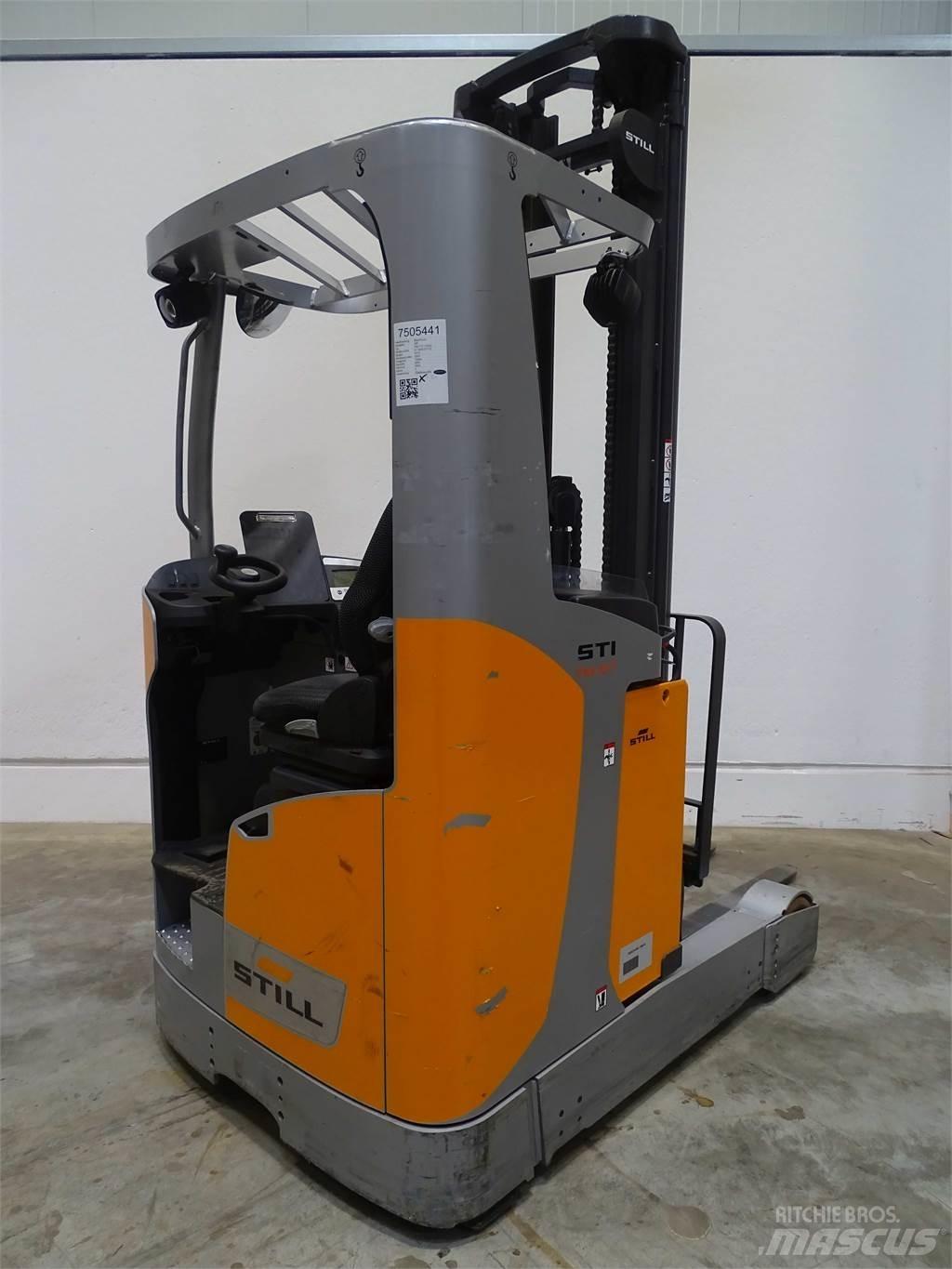 Still FM-X17 Reach truck - depo içi istif araçları