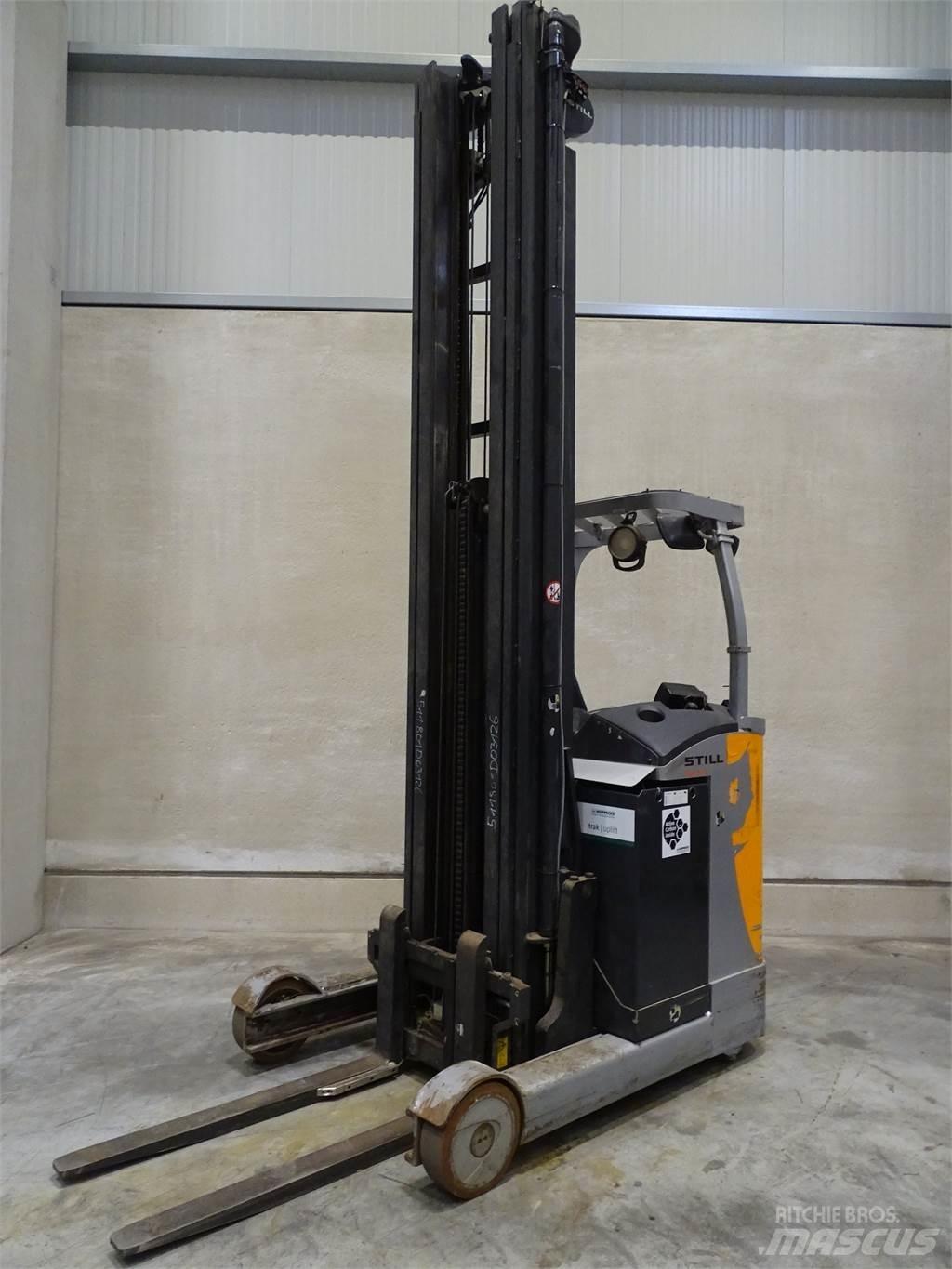 Still FM-X17 Reach truck - depo içi istif araçları