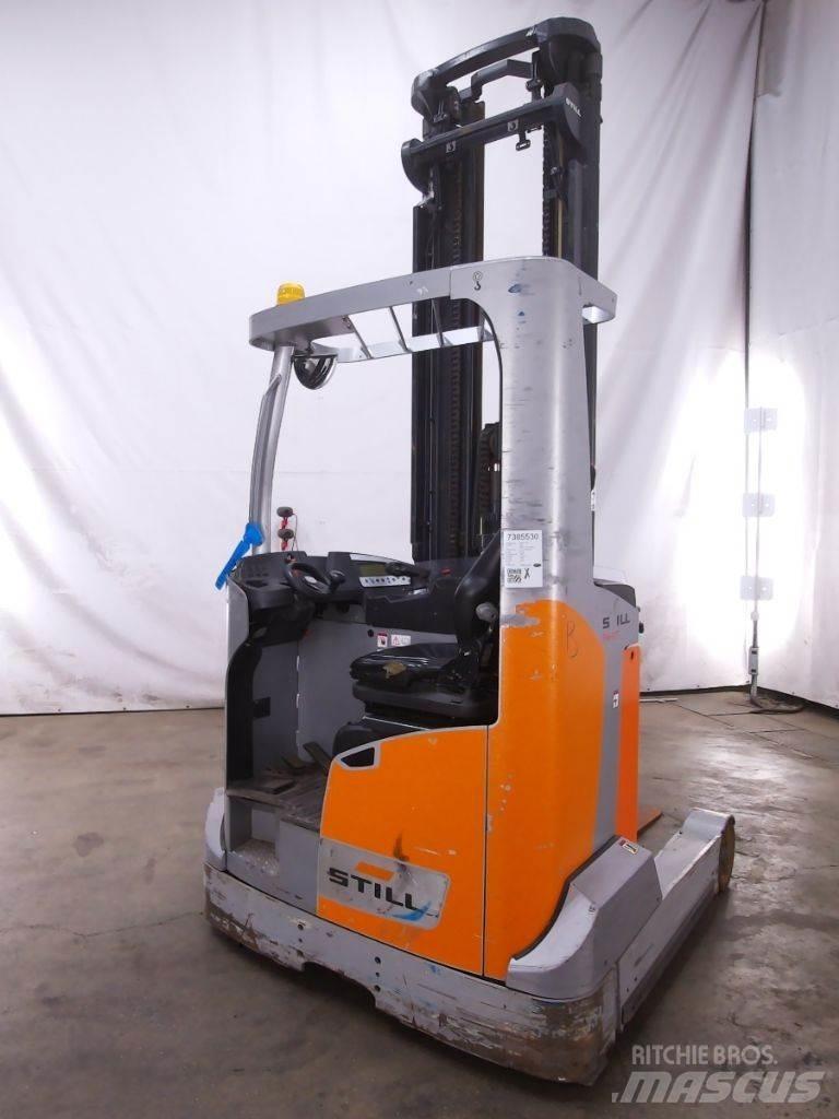 Still FM-X17WV Reach truck - depo içi istif araçları