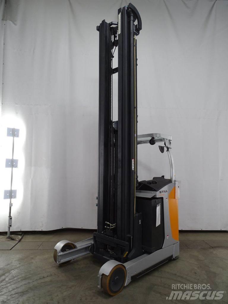 Still FM-X20 Reach truck - depo içi istif araçları