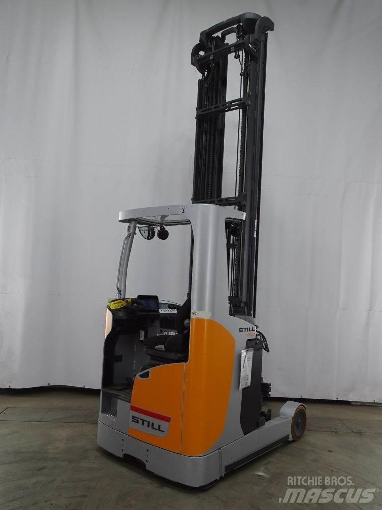 Still FM-X20 Reach truck - depo içi istif araçları