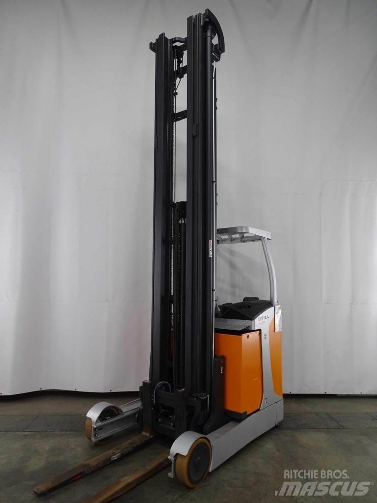 Still FM-X20 Reach truck - depo içi istif araçları