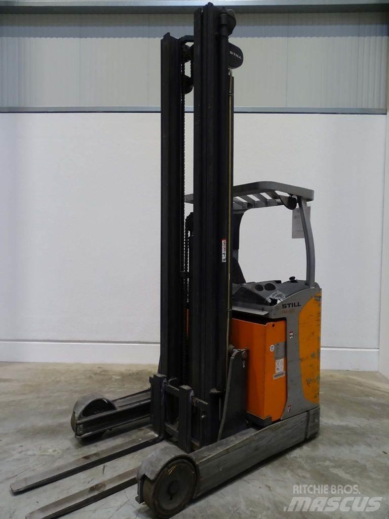 Still FM-X20 Reach truck - depo içi istif araçları