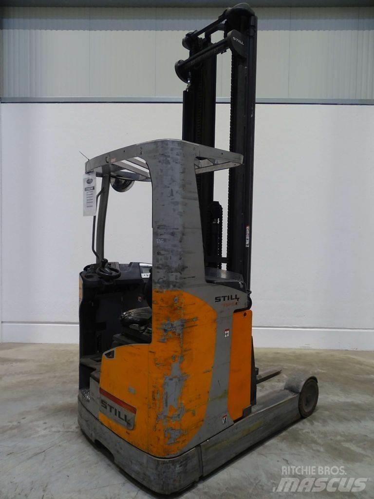Still FM-X20 Reach truck - depo içi istif araçları