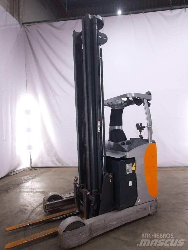 Still FM-X20 Reach truck - depo içi istif araçları