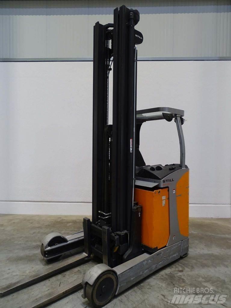 Still FM-X20 Reach truck - depo içi istif araçları