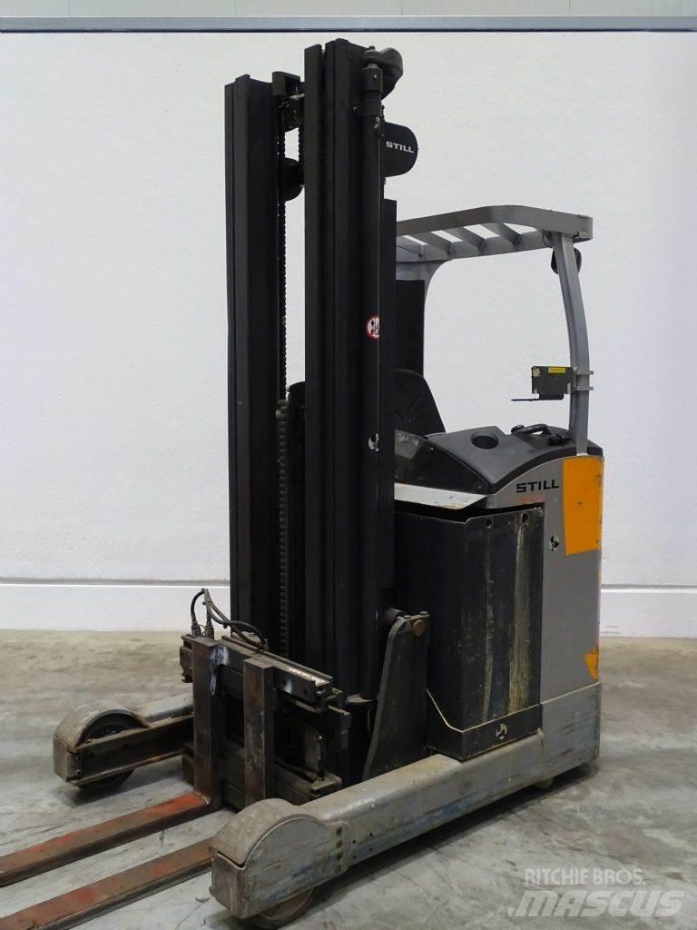 Still FM-X20 Reach truck - depo içi istif araçları