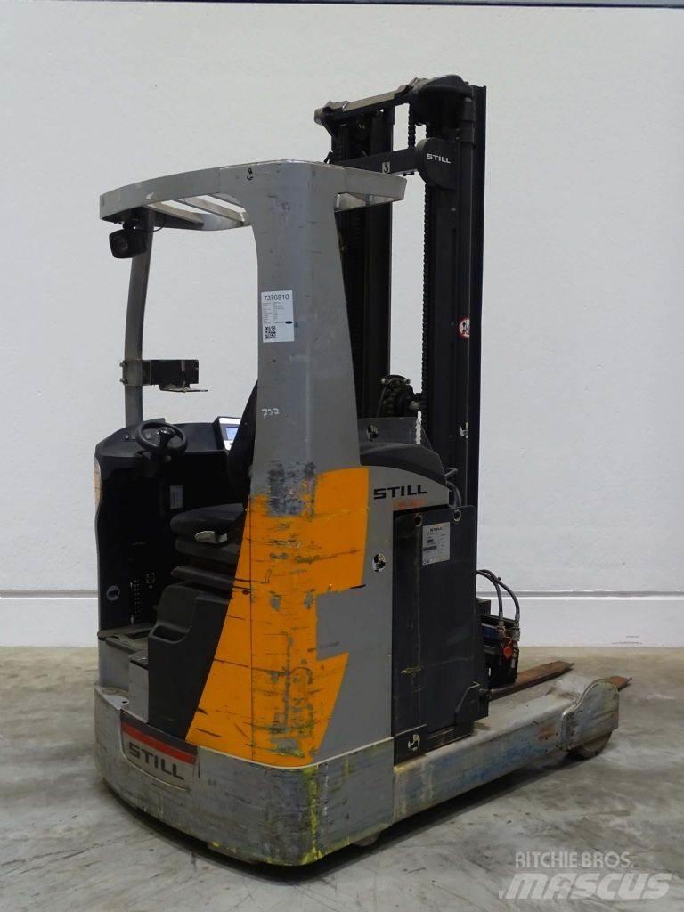 Still FM-X20 Reach truck - depo içi istif araçları