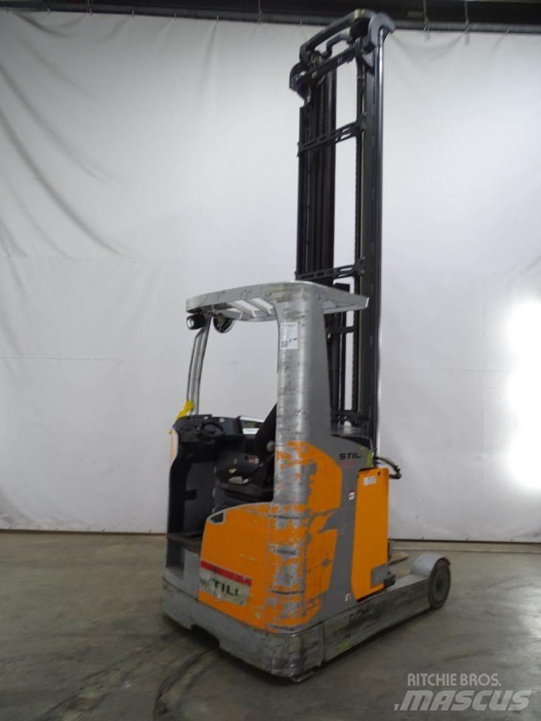 Still FM-X20 Reach truck - depo içi istif araçları