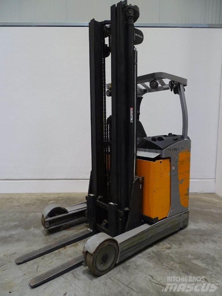Still FM-X20 Reach truck - depo içi istif araçları