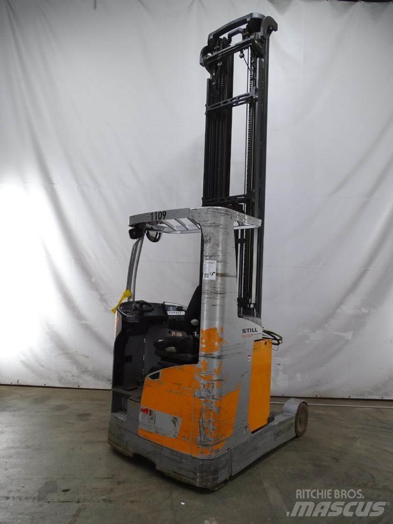 Still FM-X20 Reach truck - depo içi istif araçları