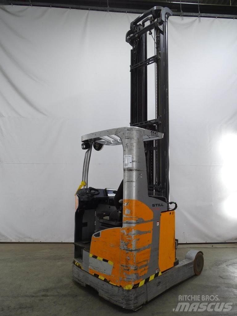 Still FM-X20 Reach truck - depo içi istif araçları