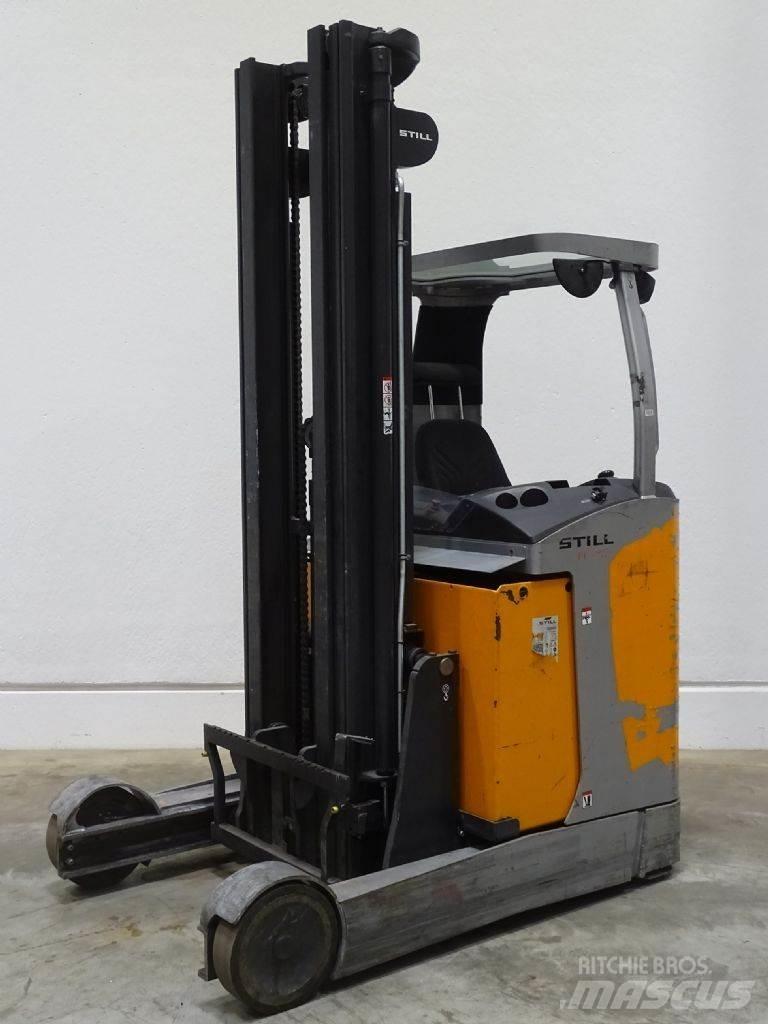 Still FM-X20 Reach truck - depo içi istif araçları