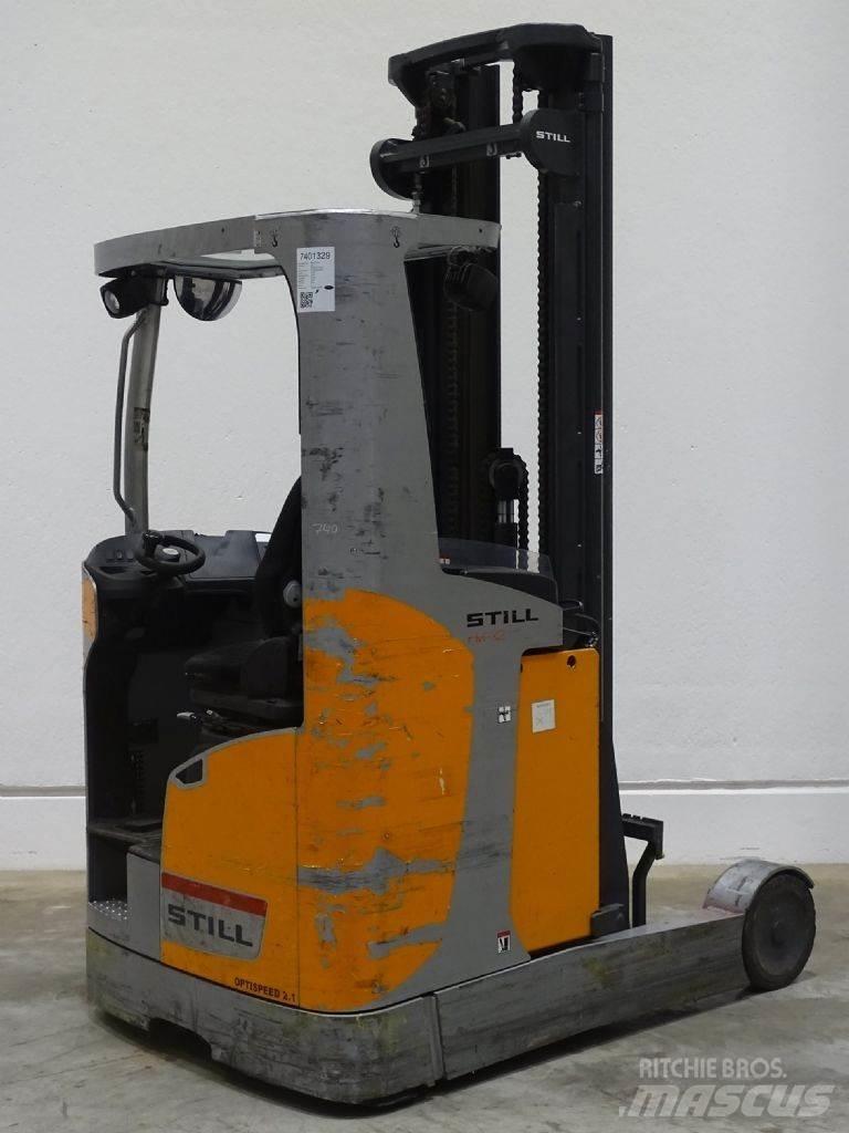Still FM-X20 Reach truck - depo içi istif araçları
