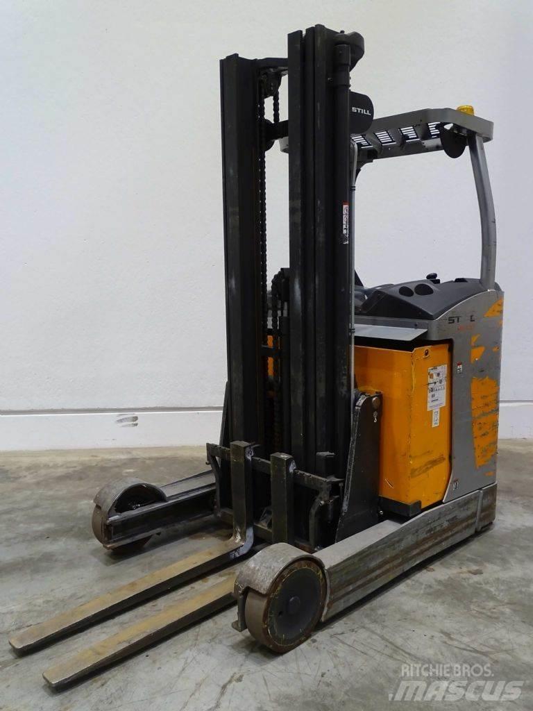 Still FM-X20 Reach truck - depo içi istif araçları