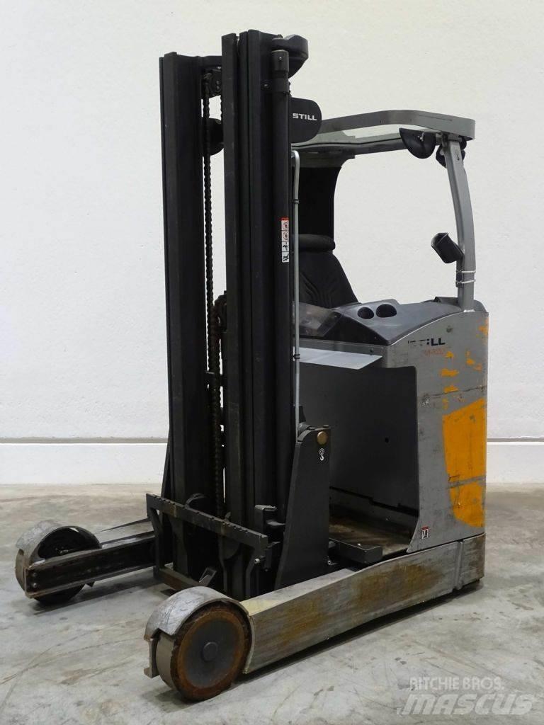 Still FM-X20 Reach truck - depo içi istif araçları