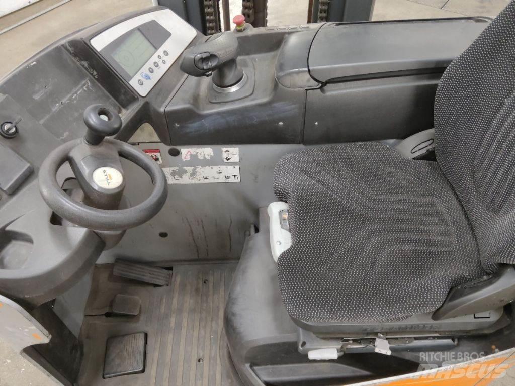 Still FM-X20 Reach truck - depo içi istif araçları