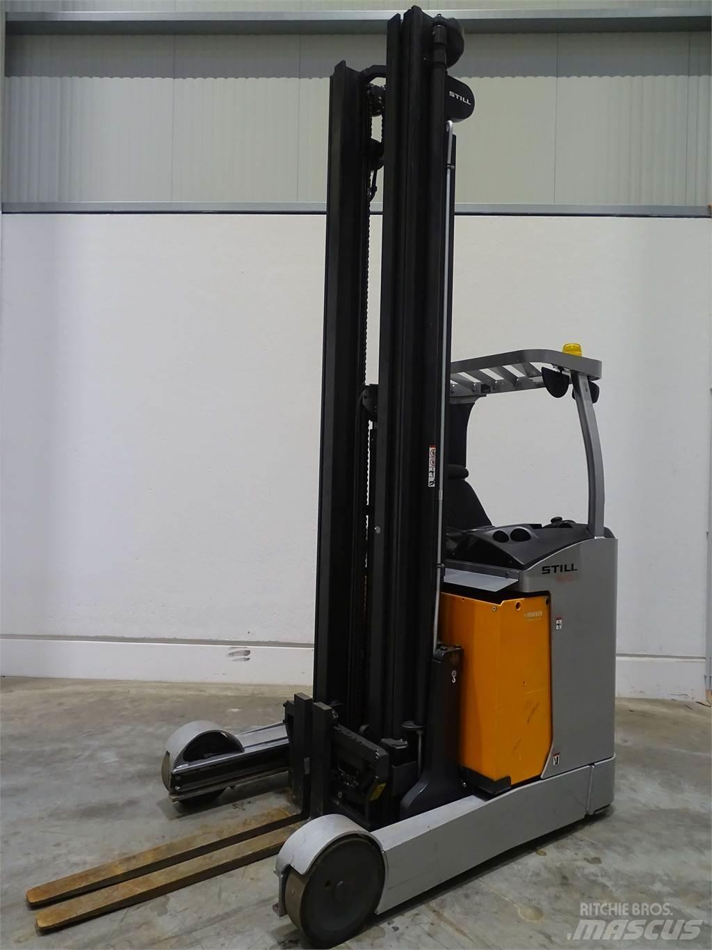 Still FM-X20 Reach truck - depo içi istif araçları
