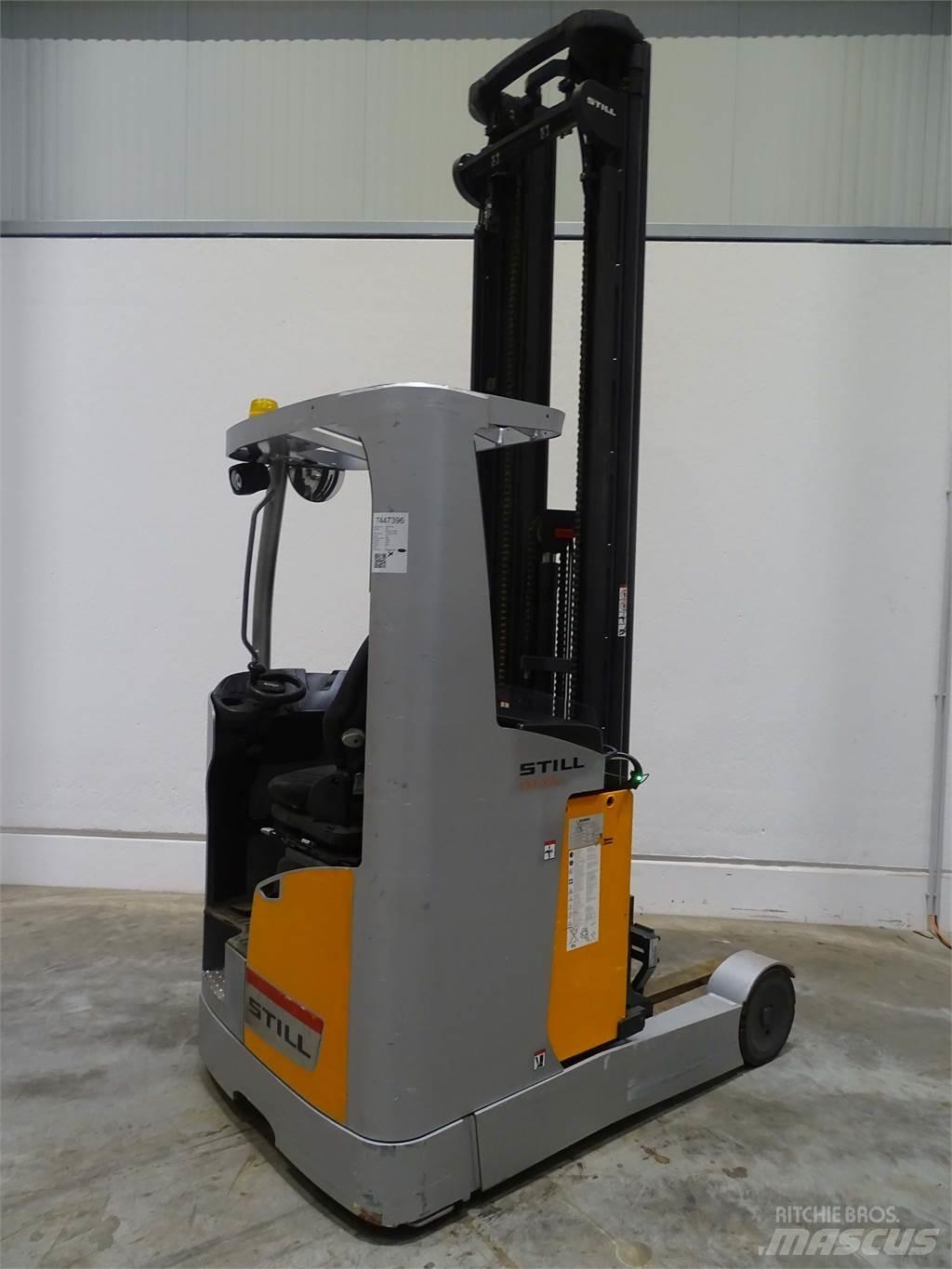 Still FM-X20 Reach truck - depo içi istif araçları
