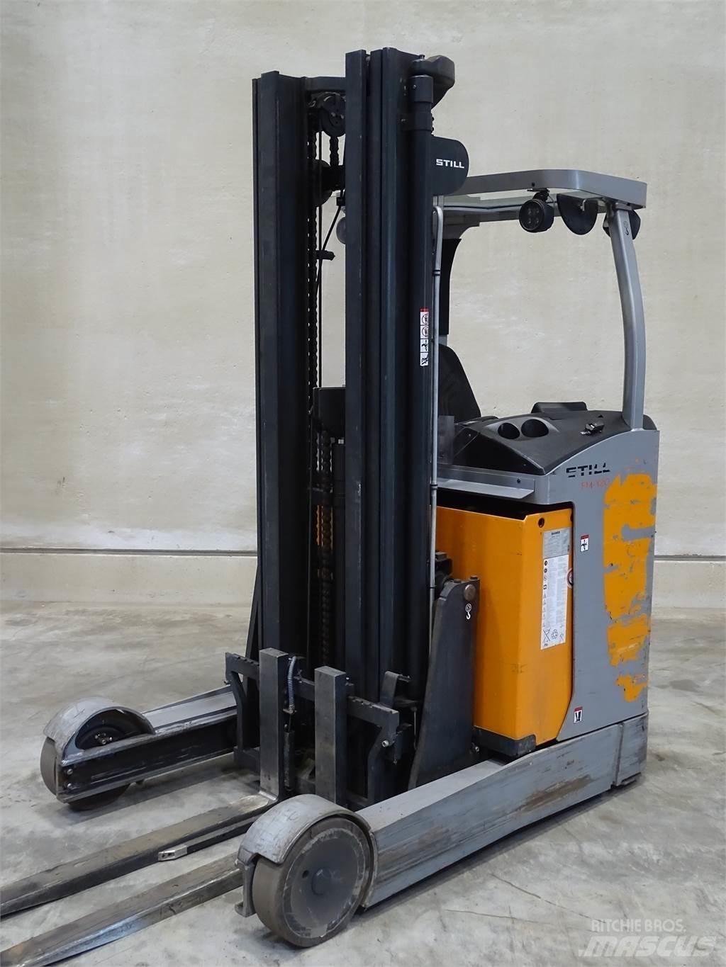 Still FM-X20 Reach truck - depo içi istif araçları