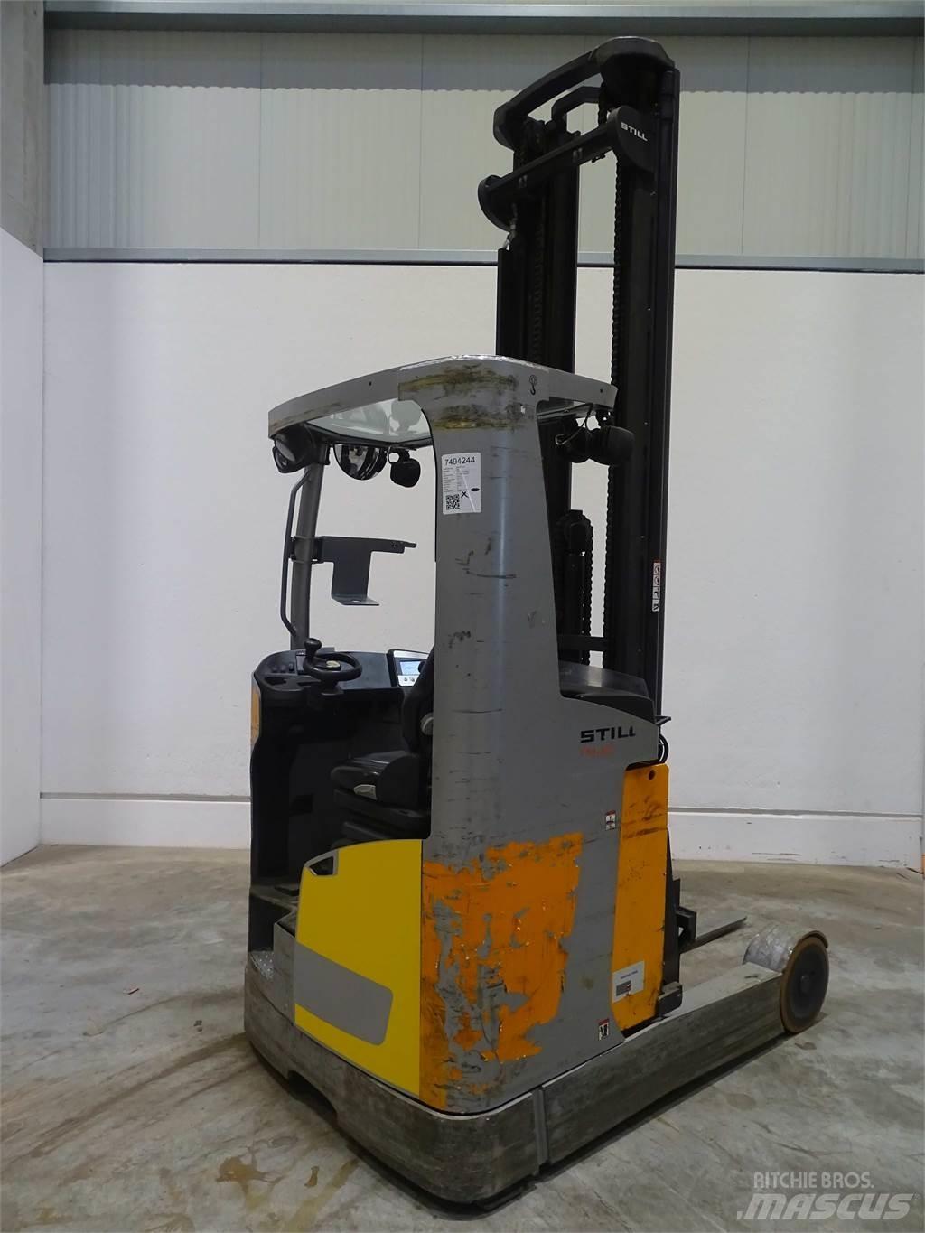 Still FM-X20 Reach truck - depo içi istif araçları