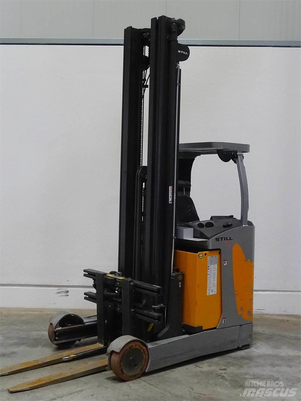 Still FM-X20 Reach truck - depo içi istif araçları