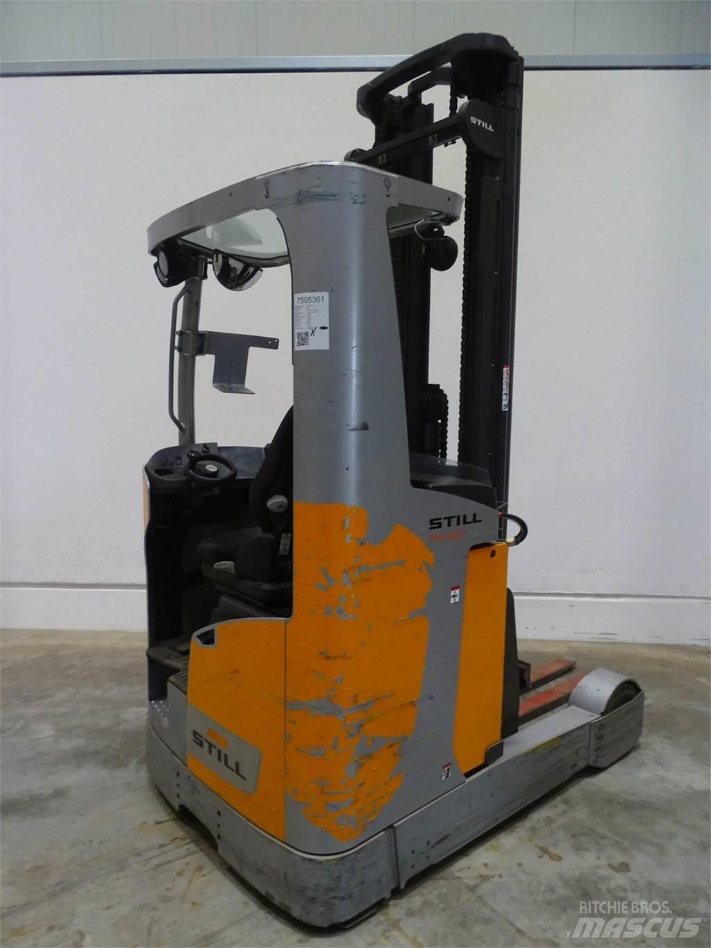 Still FM-X20 Reach truck - depo içi istif araçları