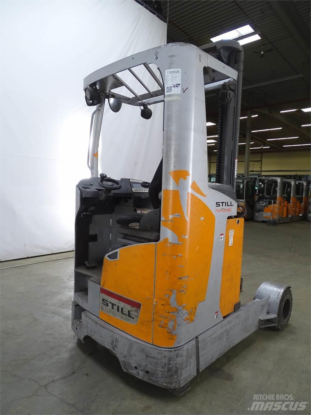 Still FM-X20SE Reach truck - depo içi istif araçları