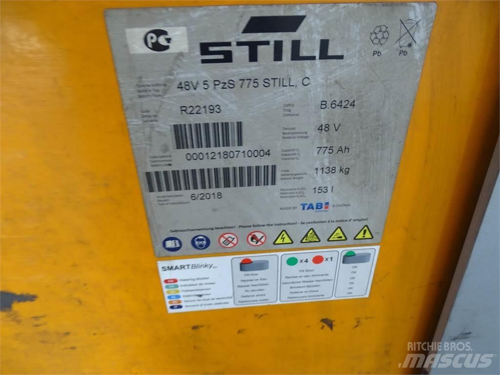 Still FM-X20SE Reach truck - depo içi istif araçları