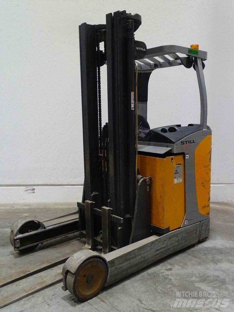 Still FM-X25 Reach truck - depo içi istif araçları