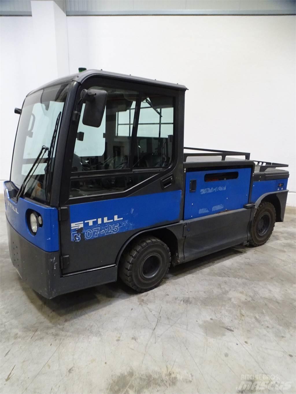 Still R07-25 Çekiciler