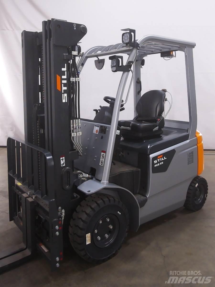 Still RCE25 Elektrikli forkliftler