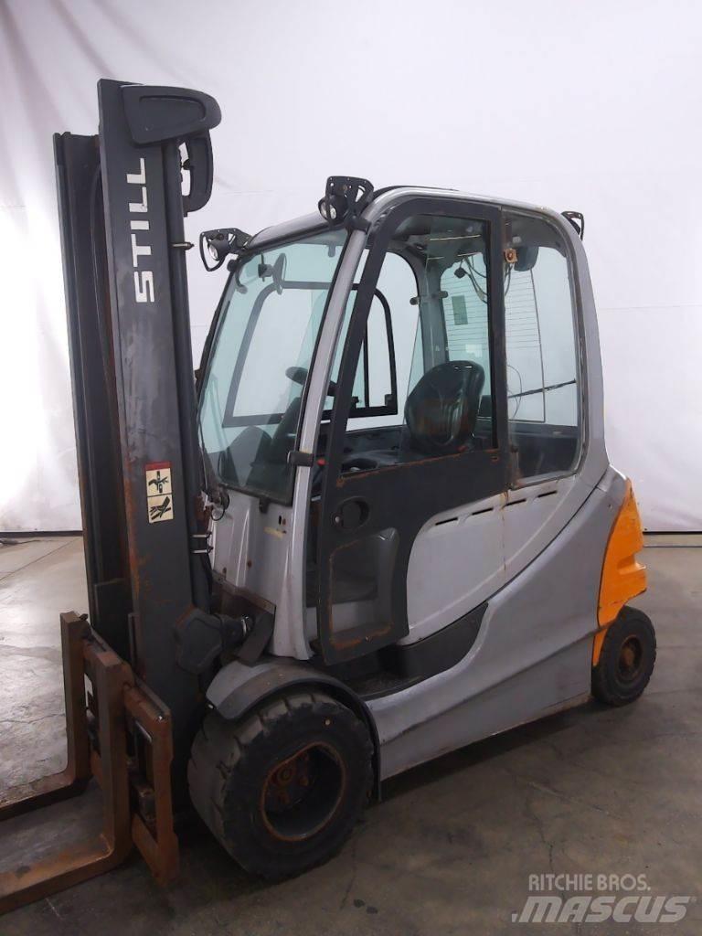 Still RX60-35 Elektrikli forkliftler