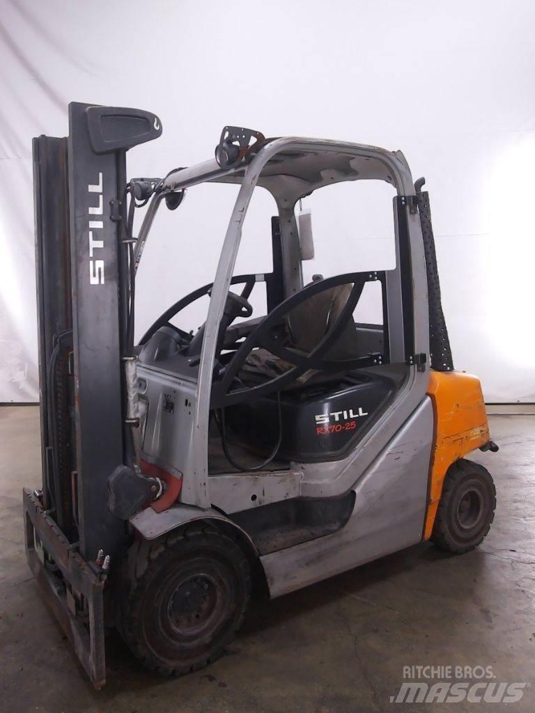 Still RX70-25 Dizel forkliftler